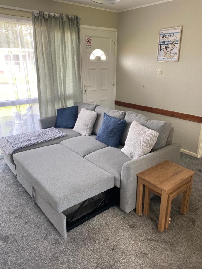 Sunee Holidays Chalet Apartment Hemsby Bagian luar foto